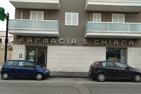 Farmacia Santa Chiara a Sant'Antimo, Napoli - esterno farmacia